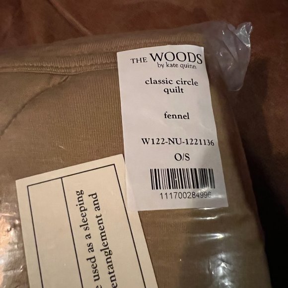 NWT Kate Quinn Fennel Solid Classic Circle Quilt Modal - Picture 2 of 2